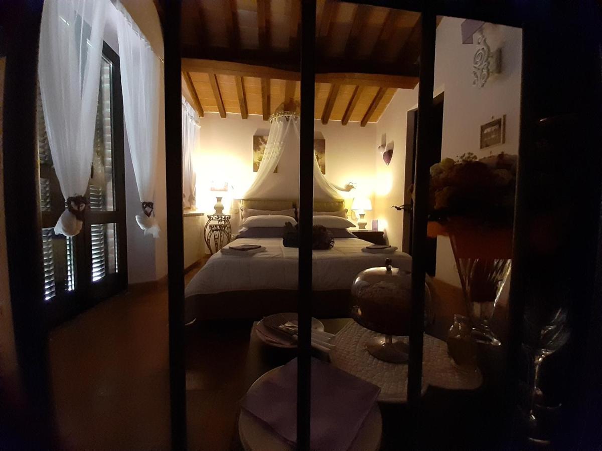 Piccolo Relais Galletto Di Marzo Spa E Relax Solo Per Due Paciano Bagian luar foto