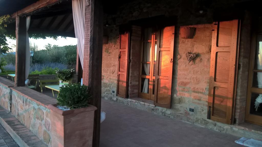Piccolo Relais Galletto Di Marzo Spa E Relax Solo Per Due Paciano Bagian luar foto