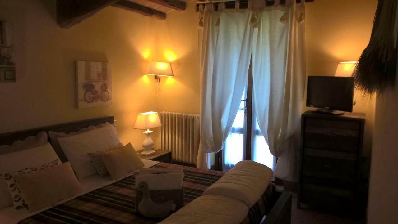 Piccolo Relais Galletto Di Marzo Spa E Relax Solo Per Due Paciano Bagian luar foto
