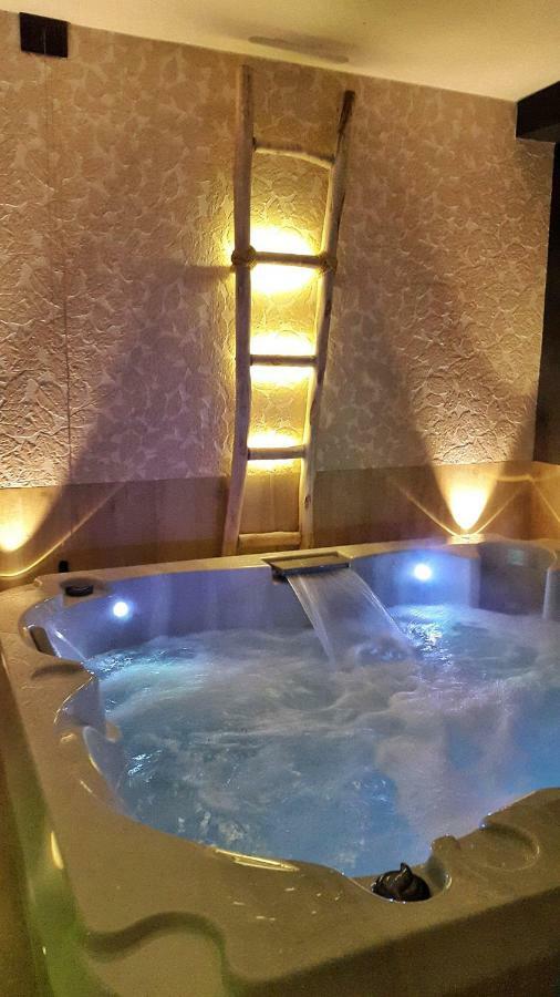 Piccolo Relais Galletto Di Marzo Spa E Relax Solo Per Due Paciano Bagian luar foto